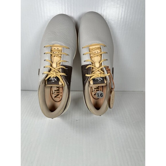 nike zoom victory 3 size 9.5